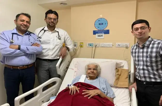 83-Year-Old Woman Suffering From Heart Attack Successfully Treated With TAVR Procedure