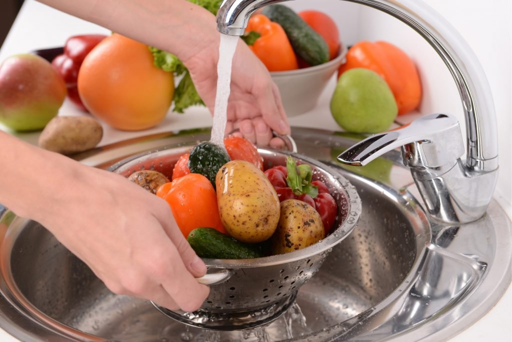 Covid-19: 5 Tips To Properly Wash Fruit And Vegetable Produce Before  Consumption - NDTV Food