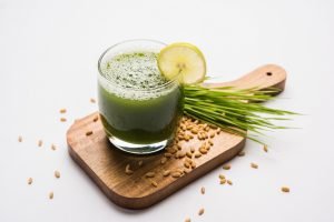 Glowing skin and lose weight naturally with wheatgrass juice