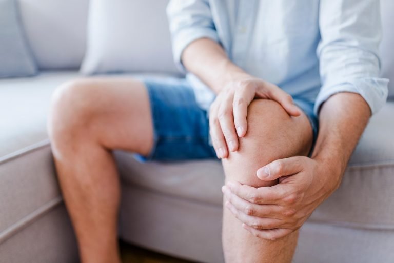 When Should One Start Treatment For Arthritis? Expert Answers